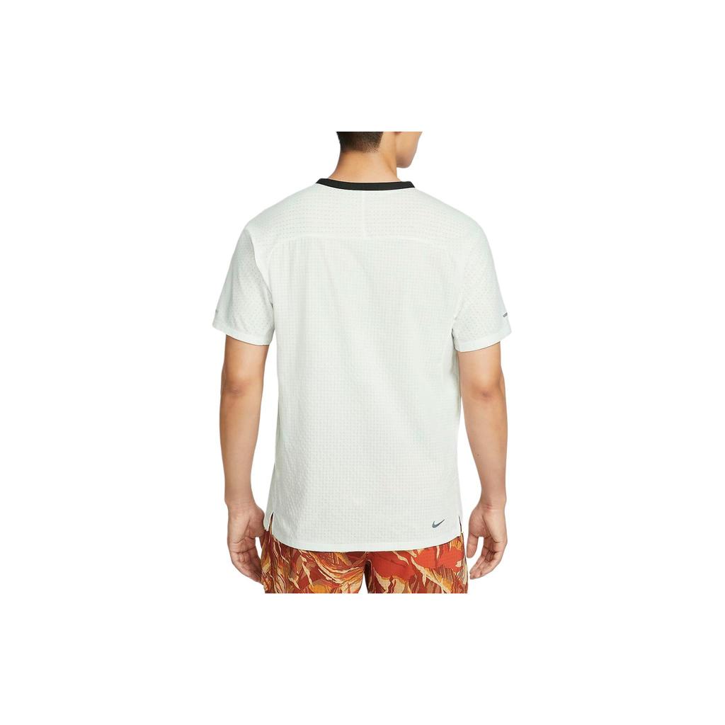 Nike Camiseta de Running para Hombre Pico de Montaña Blanco DV9306-121
