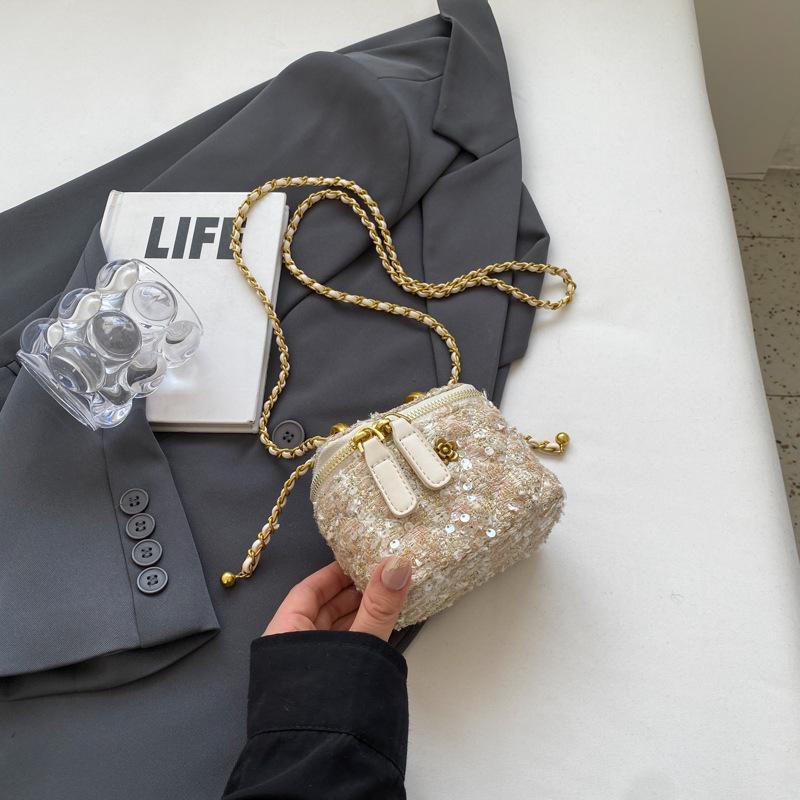 Woolen bag women's autumn and winter new fashion niche chain messenger bag high-end mini box bag