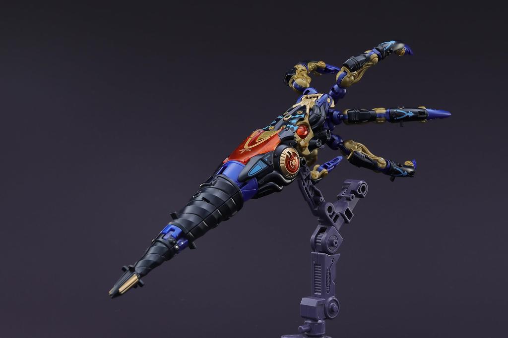 52TOYS BEASTBOX BB-52 DOWNSPIRAL SPECIAL Version. (Abwärtsspirale Bonus Version)