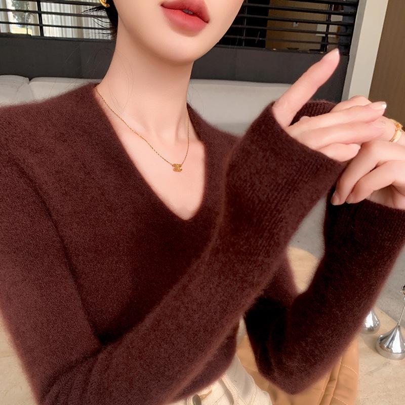 Women's Soft Cashmere V-Neck Base Layer Top, Slim-Fit Wool Knit Sweater for Autumn/Winter 2026