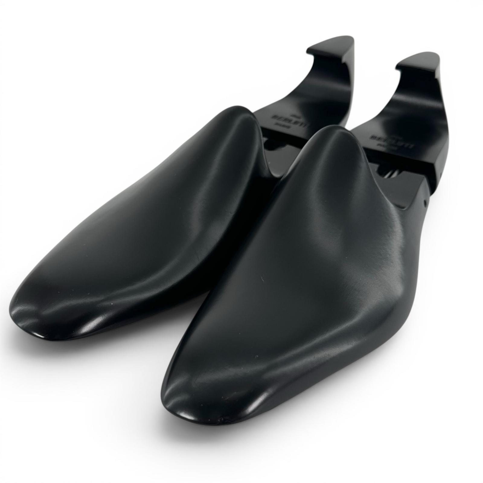 Great BERLUTI Shoe tree Logo-engraved shoe trees black wooden mens 6 Used