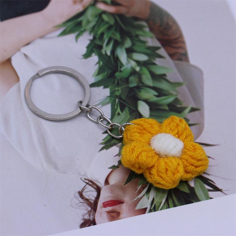 Creative Handmade Knitted Sunflower Keychain Keyring For Women Girl Cute Crocheted Flower Pendant Car Key Ring Handbag Gifts New