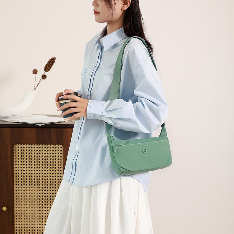 Women's Shoulder Bag Solid Color Crossbody Bag Mobile Phone Bag