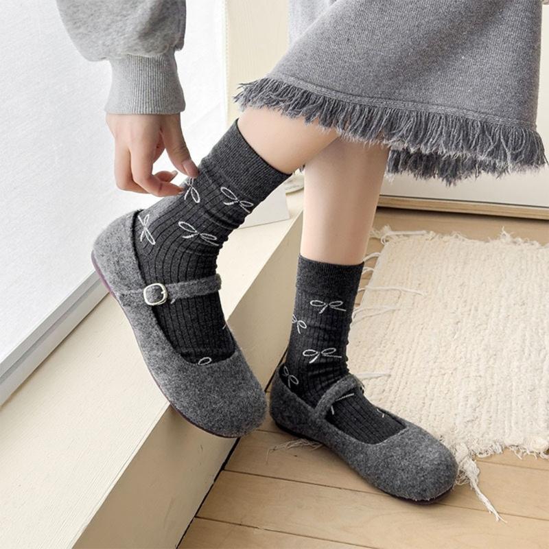 Sweet Girls Elegant Bowknot Pattern Cotton Crew Socks for Women Breathable Casual Fashion Student Middle Calf Socks