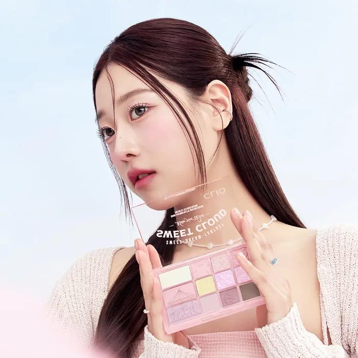 

Ограниченная специальная палетка теней и хайлайтеров Clio 06 Berry Guido