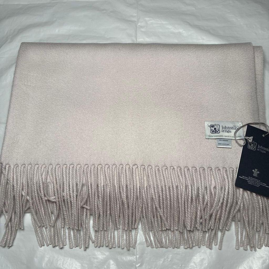Used New Johnstons 100% Cashmere Large Stole Light Grey Snow