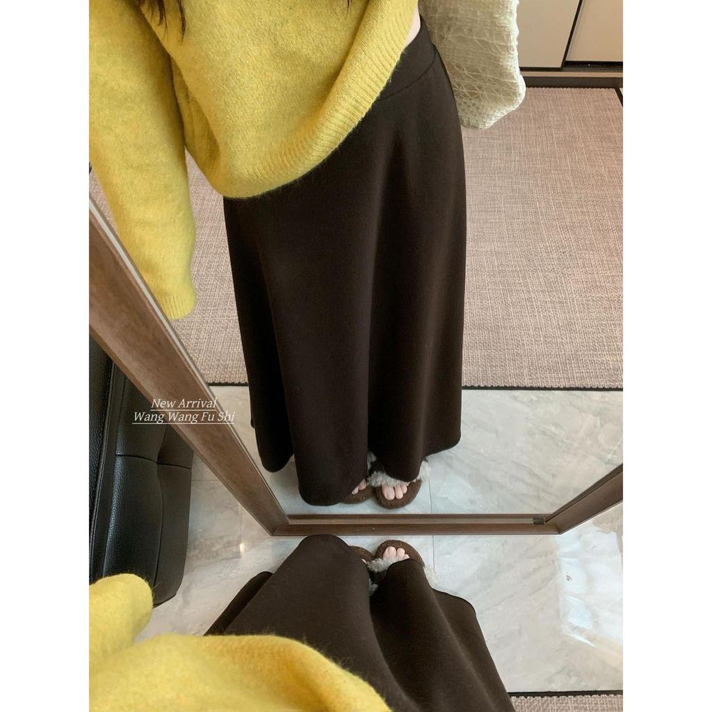 Korean Style High-Waisted Plus-Velvet Midi Skirt for Women - 2025 Autumn/Winter Elastic Waist Slimming Straight Skirt