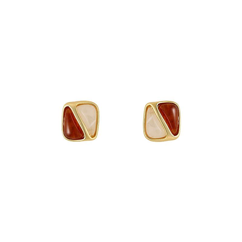 Maillard Contrasting Amber Stud Earrings Retro Hong Kong Style Earrings Women'S Light Luxury High-End Fashion Versatile Earrings