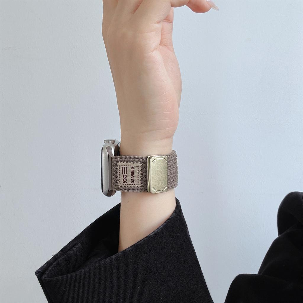 Replacement Strap for Apple Watch Ultra 3 2 1 49mm/Series 11 10 46mm/9 8 7 45mm/SE3 SE2 SE 6 5 4 44mm/3 2 1 42mm Magnetic Buckle Knitted Watch Band