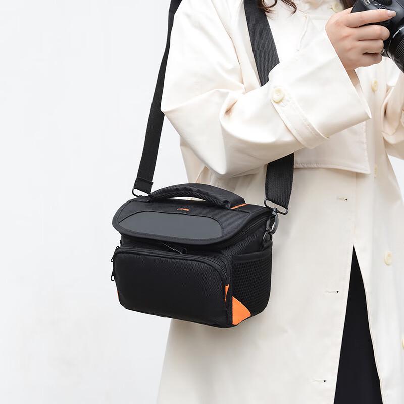 DSLR/Mirrorless Camera Shoulder Bag