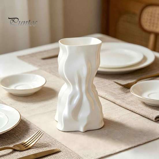Sophisticated Home Accessories 3D Printed Flower Vase, Modern Minimalist Vase for Living Room Ornament Bedroom Decor, Creative Floral Arrangement
