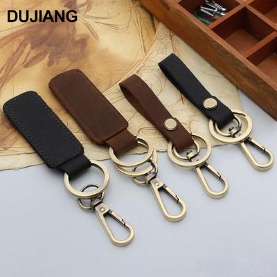 Vintage Handgemachter Leder Schlüsselanhänger, Crazy Horse Leder Schlüsselring für Männer, Kreatives Geschenk Auto Schlüsselhalter Handwerkliches Zubehör