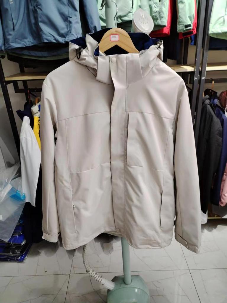 Duke Three-Proof Detachable Inner Layer Storm Jacket – Custom Logo Outdoor Trendy Mountaineering & Cycling Cotton Jacket