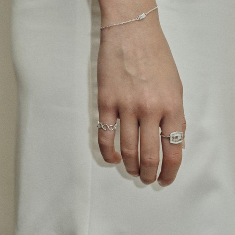 FADEMINE Half Corsage Ring