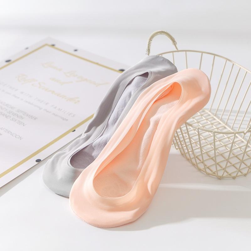 5 Pairs of Women's Summer Thin Style Ice Silk Solid Color Light Mouth Invisible Socks