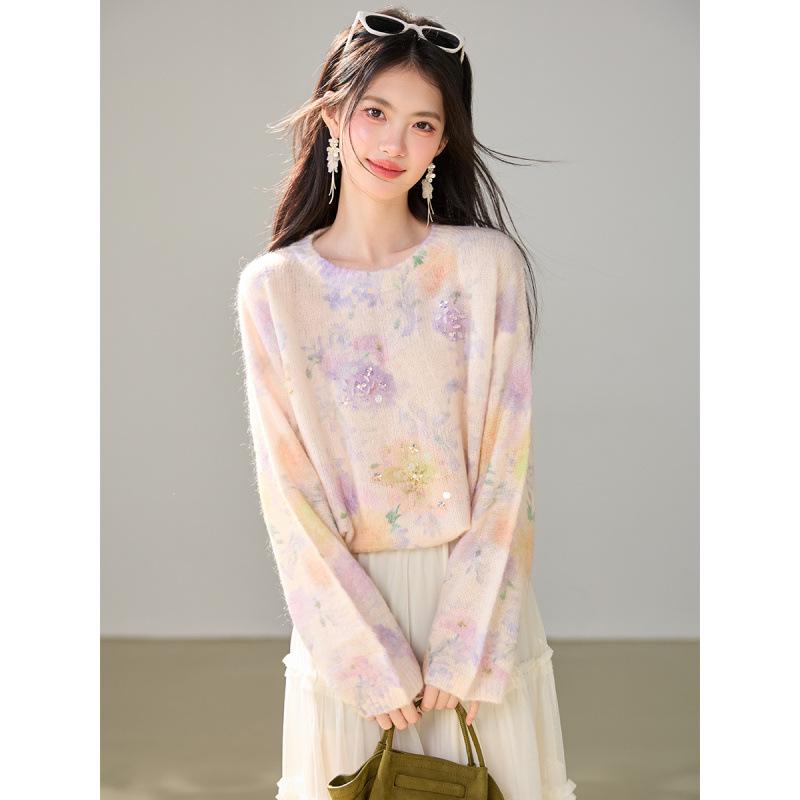 2026 Autumn Women's Gradient Long-Sleeve Knit Pullover Sweater