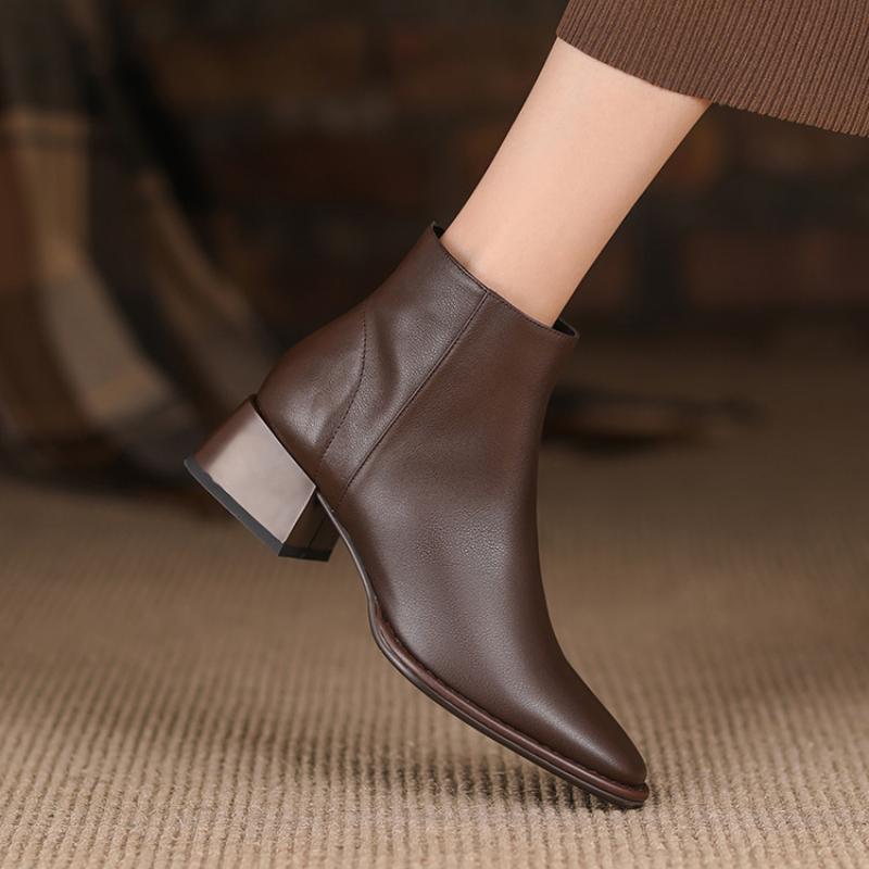 Fashion European and American Short Boots 2024 Autumn Winter New Style Simple Mid Heel Solid Color Comfortable Women's Shoes Platform
