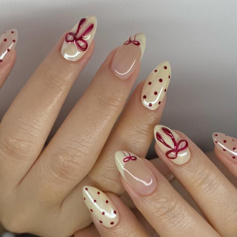 24 Pcs Black Polka Dot Short Round Fake Nails Simple Wearable French Tip Press On Manicure Set For Women