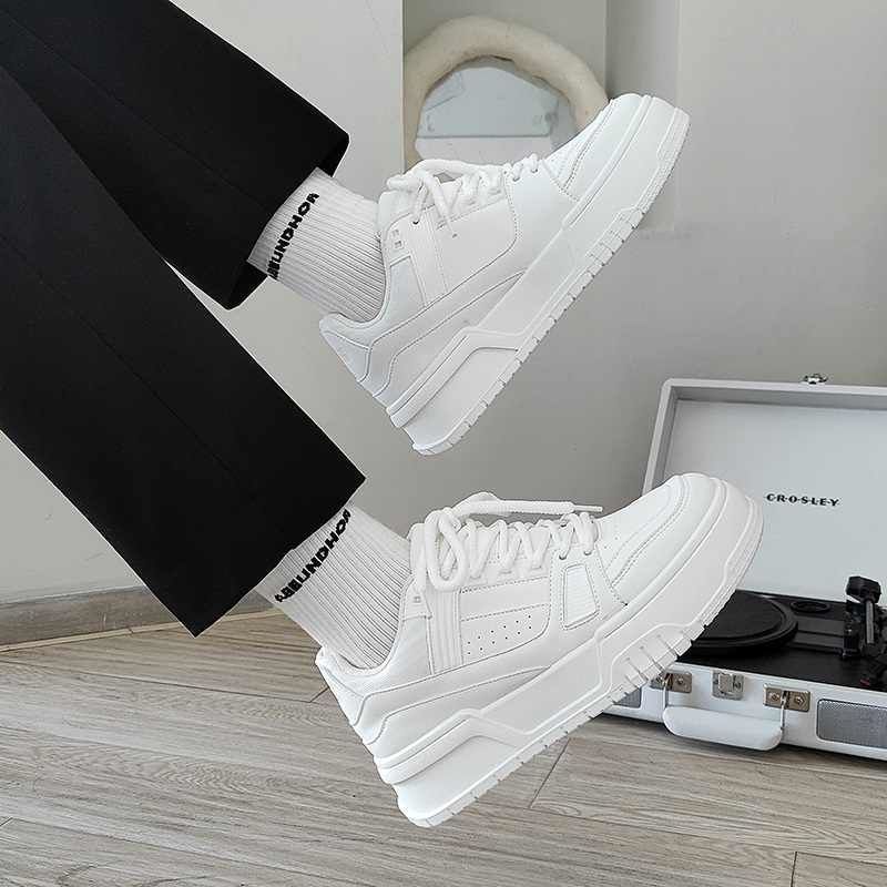 Black thick baseplate shoes men's small leather shoes niche sports black shoes autumn new versatile student casual men's shoes trend