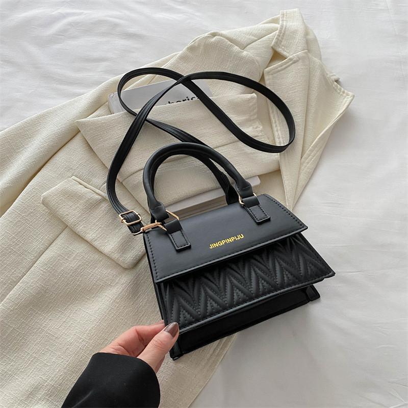 Стильная винтажная однотонная сумка для весны, корейская модная повседневная чёрный