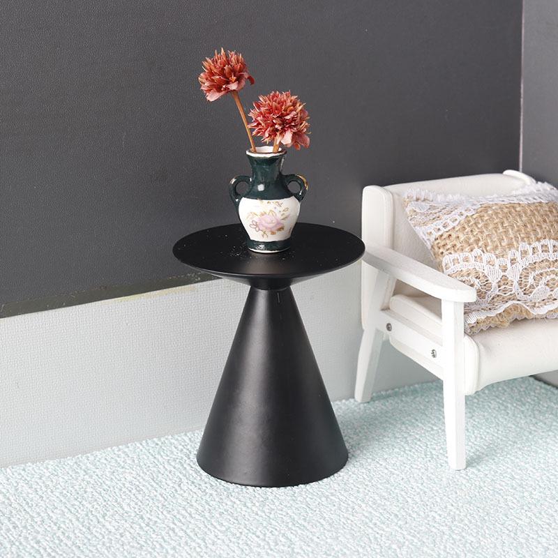 1:12 Scale Miniature Round Wrought Iron Table for Dollhouses - Perfect for Coffee, Tea, or Side Table in Mini Furniture.