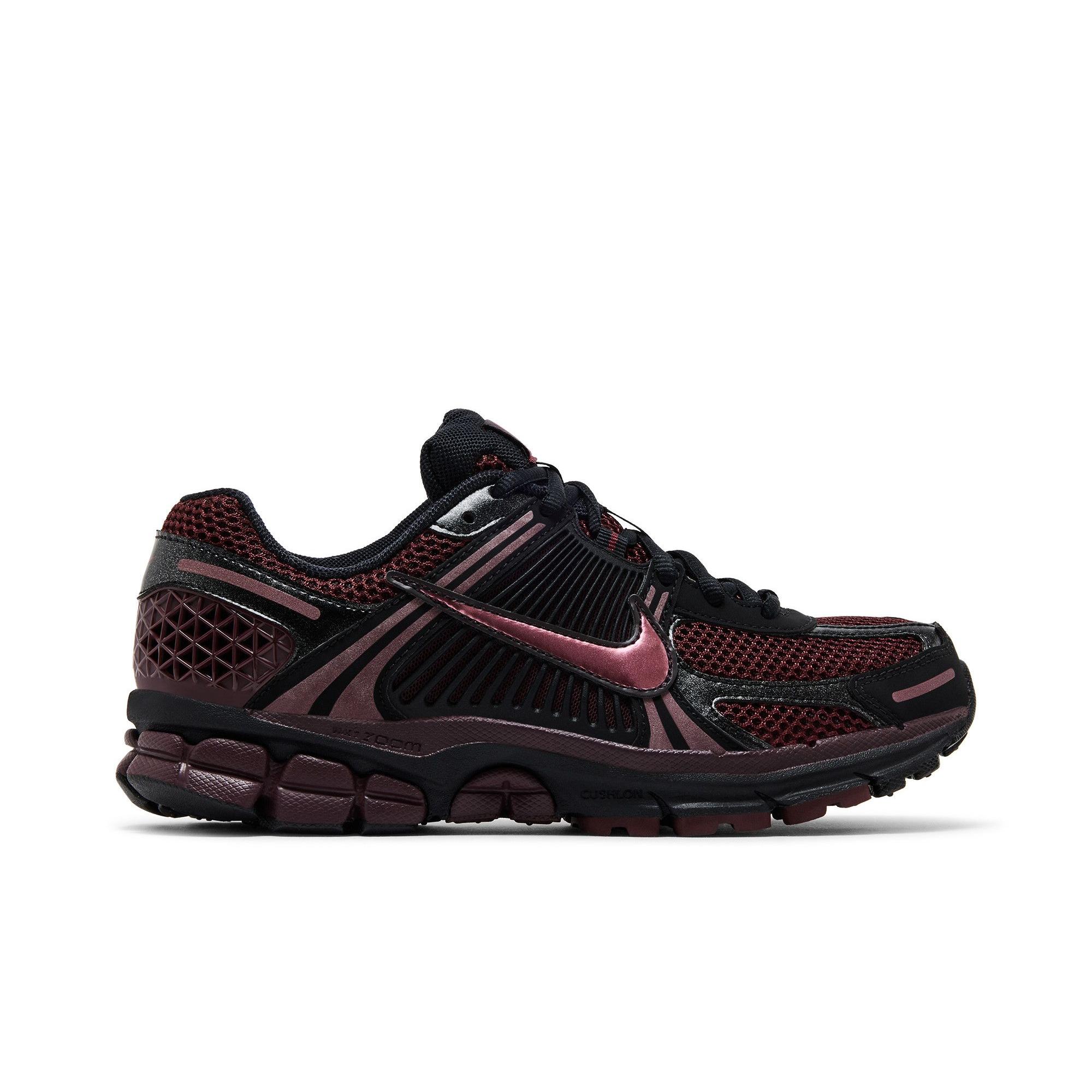 Nike sieviešu Zoom Vomero 5 `Black