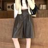 Autunno e Inverno Pantaloncini in Pelle PU a Vita Alta Donna Street Solido Largo Casual Donna Pantaloncini a Gamba Larga Moda Slim Nero Semplici Pantaloncini 25931