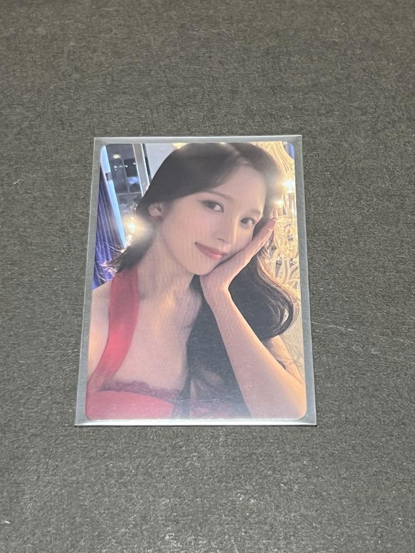 

[USED] TWICE with Youth JYP Shop Mina Bonus