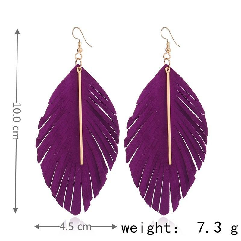 Elegant Leaf Earrings: European & American Trendy Niche Design
