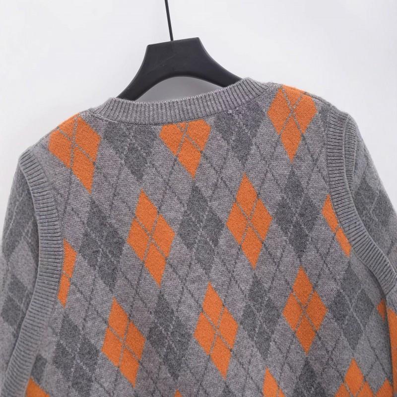 Winter Fashion Loose V-Neck Check Contrast Knit Vest Women