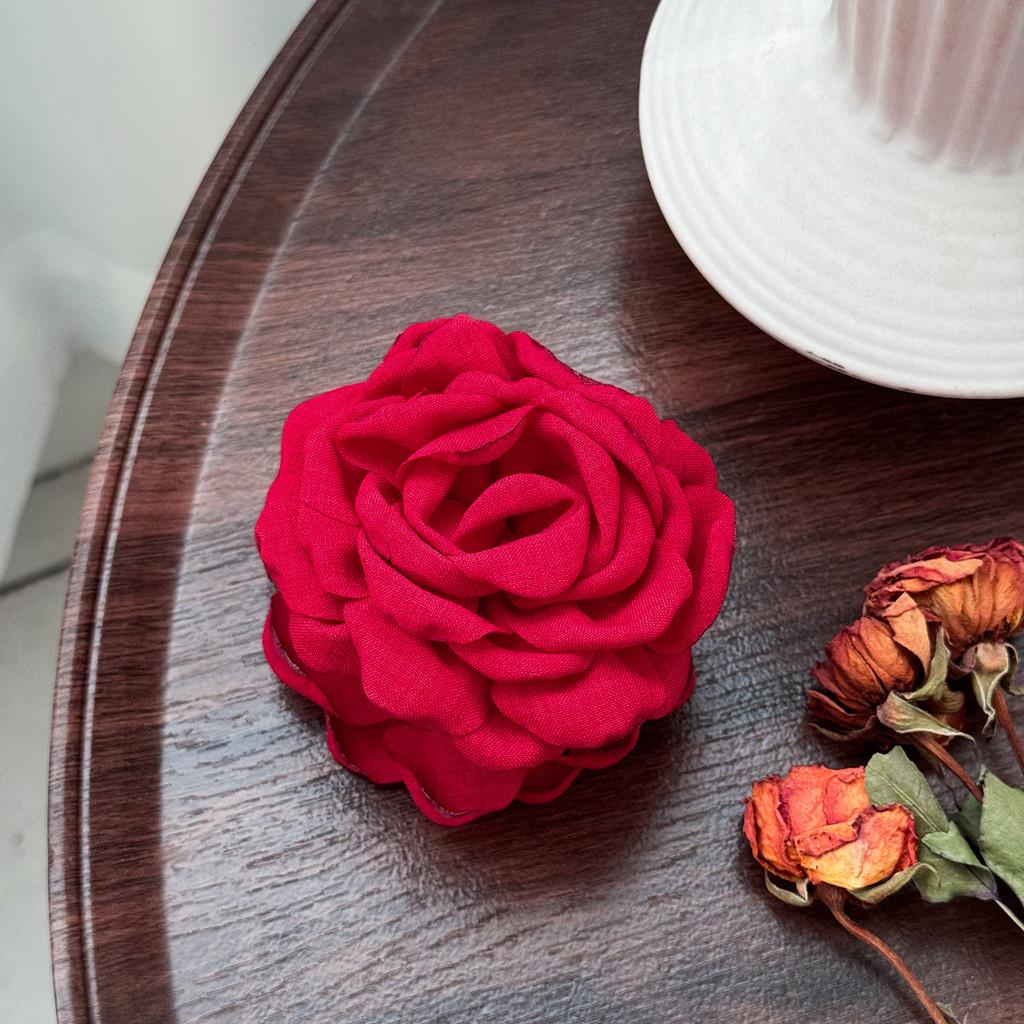 Elegant Summer Rose Flower Hair Clip For Effortless Updos And Fashionable Styles