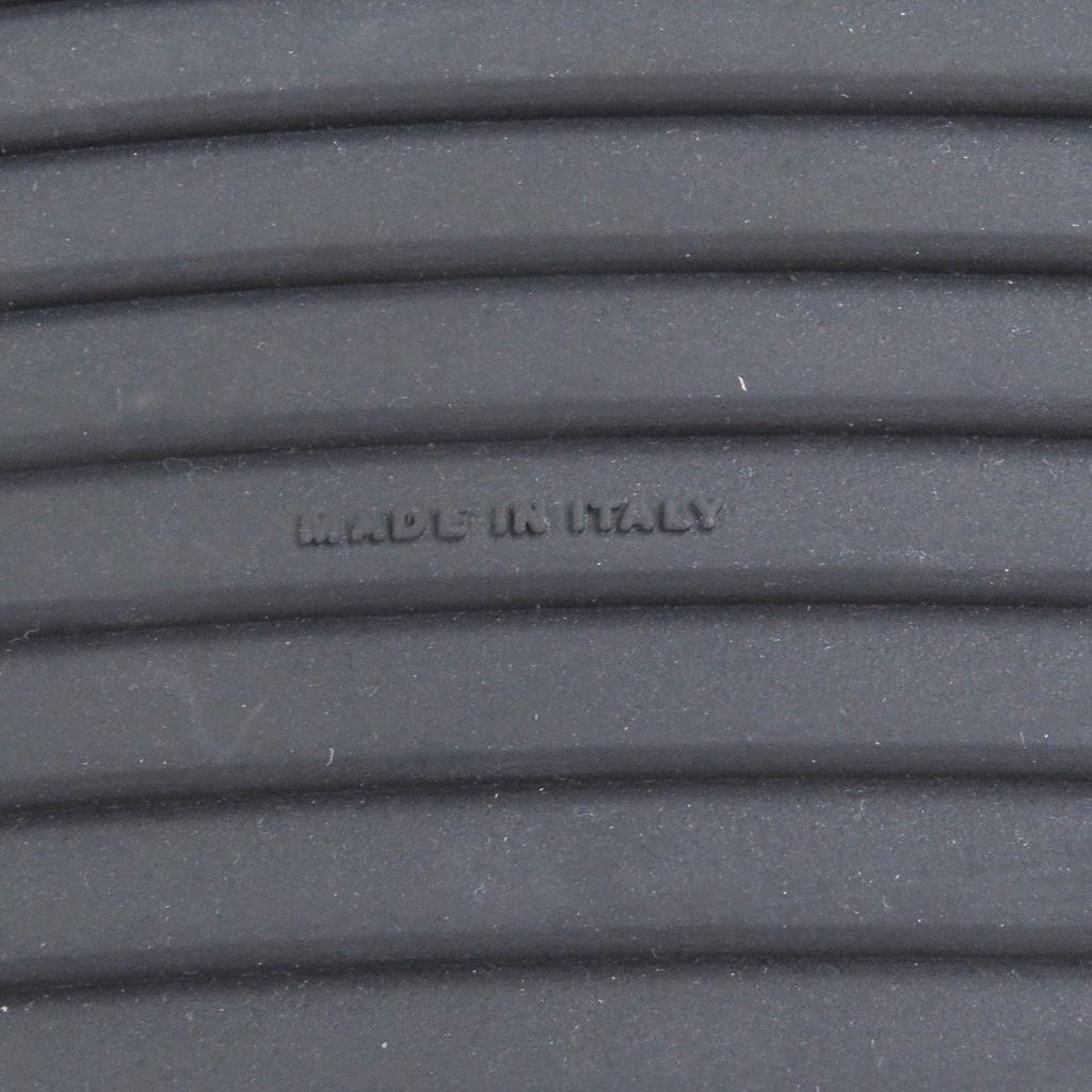 Doskonałe sandały plażowe THE ROW CITY FLIP FLOP japonki czarna skóra męskie 46 Używane