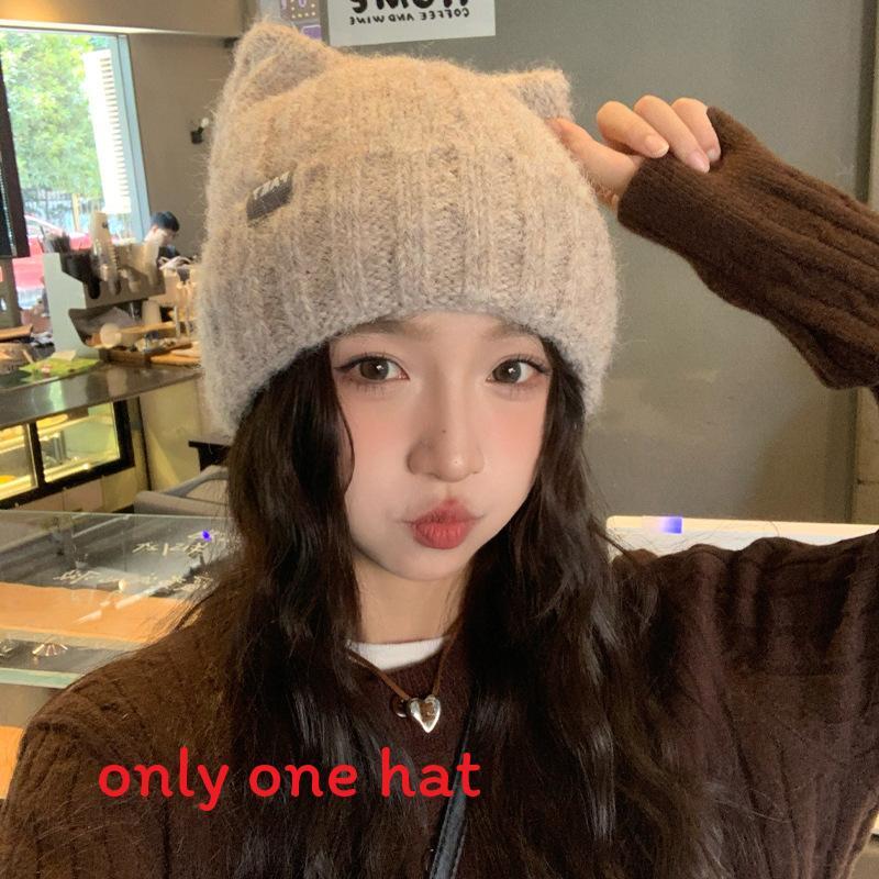 Knit Beanie Hat For Women Winter Warmth With Cute Bear Design For Casual Wear