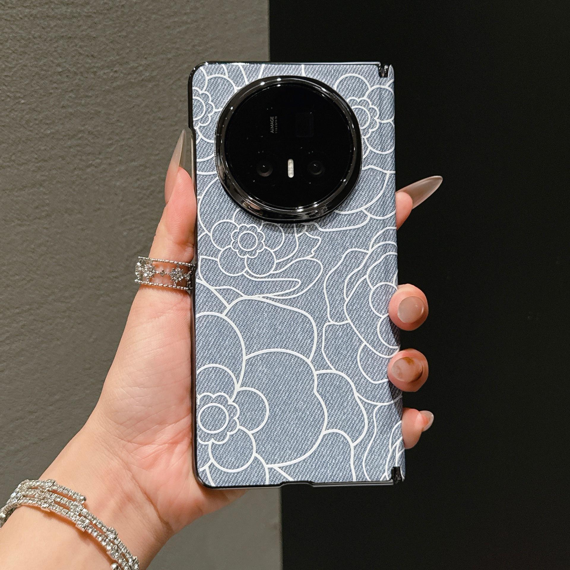 

Honor Magic V5 Phone Case - Embossed Mountain Design, Anti-Fall Protection, Durable and Stylish. Honor Magic V5