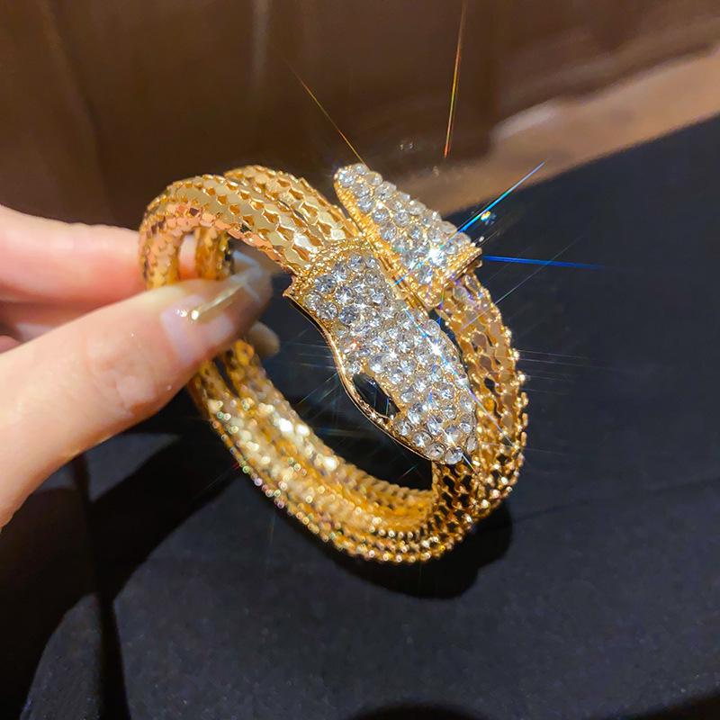 European American Luxury Snake-Inspired Diamond Open Bangle Bracelet for Women