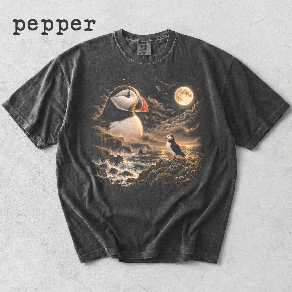 Puffin Howling To The Moon Shirt, Vintage Bird Graphic Tee, Bird Lover Gift, Comfort Colors Shirt