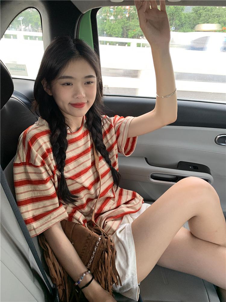 

Color matching striped short-sleeved T-shirt women s summer new loose casual versatile round neck pullover student top ins M