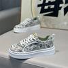 Spring new low-top hot drill, light and comfortable casual soft-soled lace-up mesh shoes qs