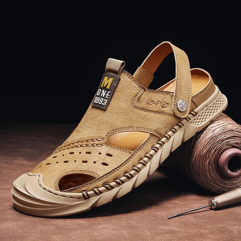 Classic Mens Sandals Summer Black Leather Male Beach Sandals Soft Comfortable Male Outdoor Beach Slippers Slip-ON Man Sandals