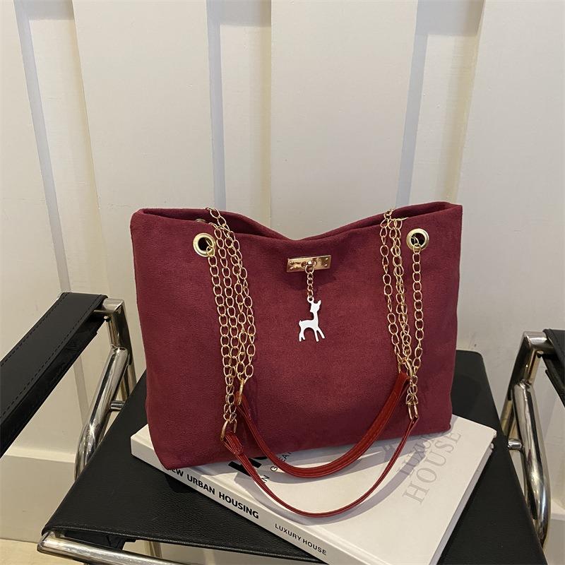 Retro Commuter Texture Chain Shoulder Bag Women's Winter Underarm Bag Tote Bag Women's