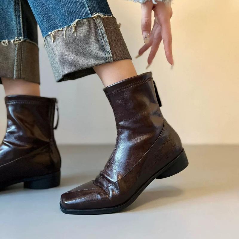 Huge and good-looking! Trend popular short boots French square head thick heel leather boots British style thin boots fashion boots