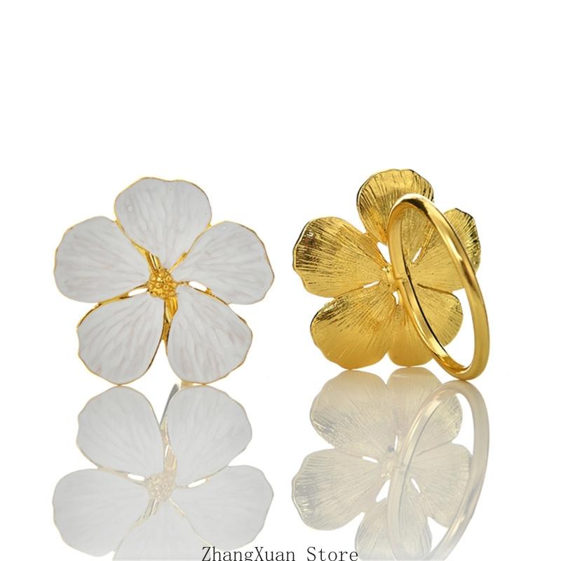 Set of 6 Elegant Tissue Buckles Beautiful Flower Tissue Holders Tissue Rings Practical Serviettes Rings Alloy Texture