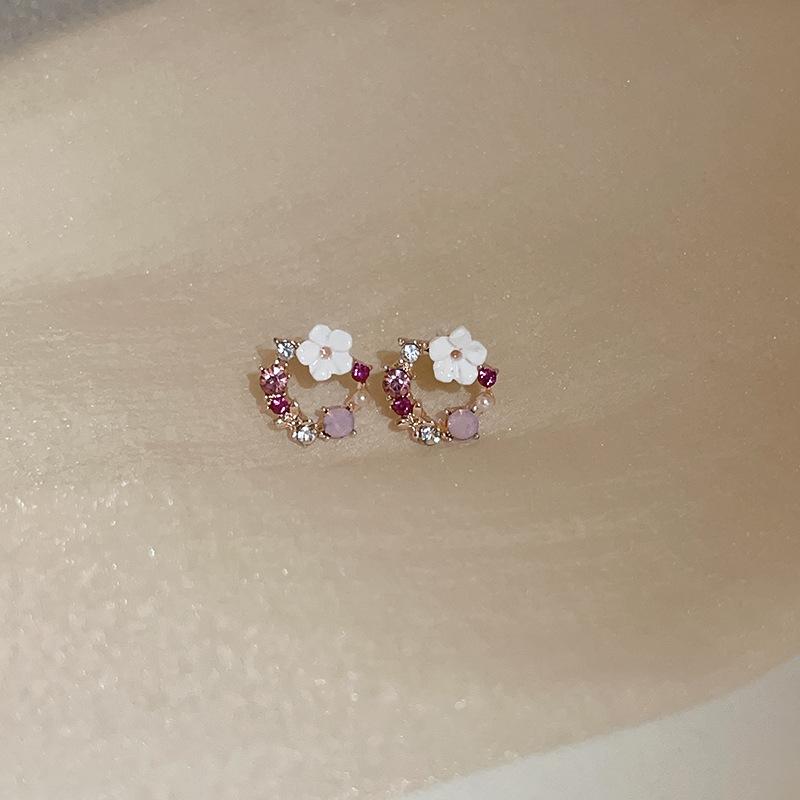 High-end wheat ear zircon ear buckle year-old niche fashion design earrings popular versatile temperament earrings