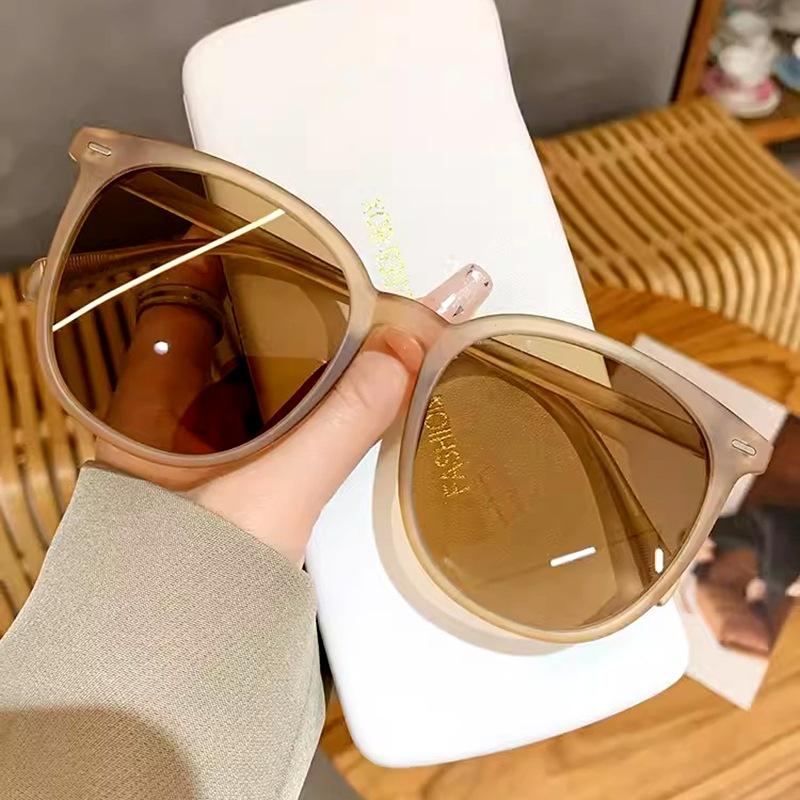 New Style Women's Sunglasses with a High-end Feel, UV Protection, Suitable for Square and Round Faces, Make the Face Appear Smaller, Polarized