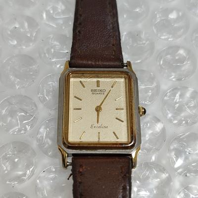 SEIKO Y2K 00S Seiko Exceline Quartz Square Gold Watch K26R [Working Condition] 7320-6020 Women's (Management Moving)