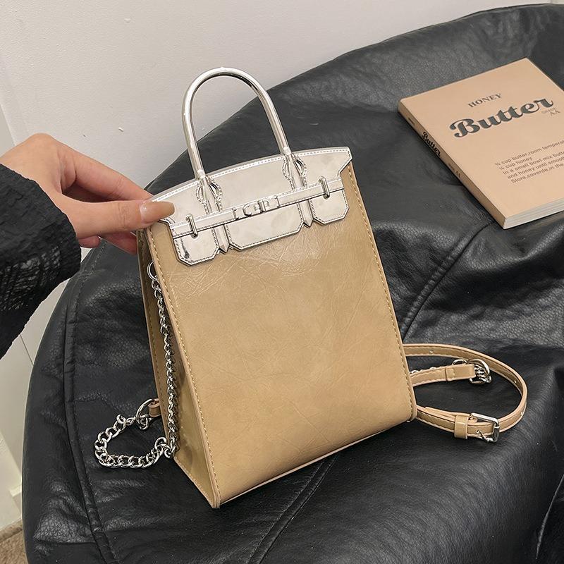 Small bag for mobile phones Women's spring and summer new fashion chain Crossbody bag Mobile phone bag