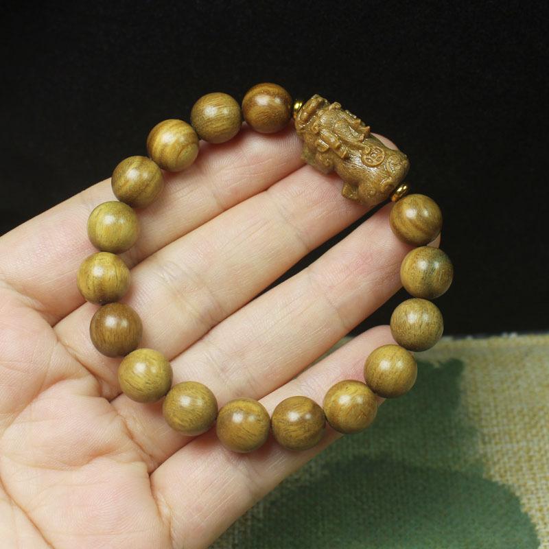 10mm Green Sandalwood Beaded Bracelet Natural Light Fragrance Pixiu Wood Carving Ethnic Style Hand Jewelry Accessories