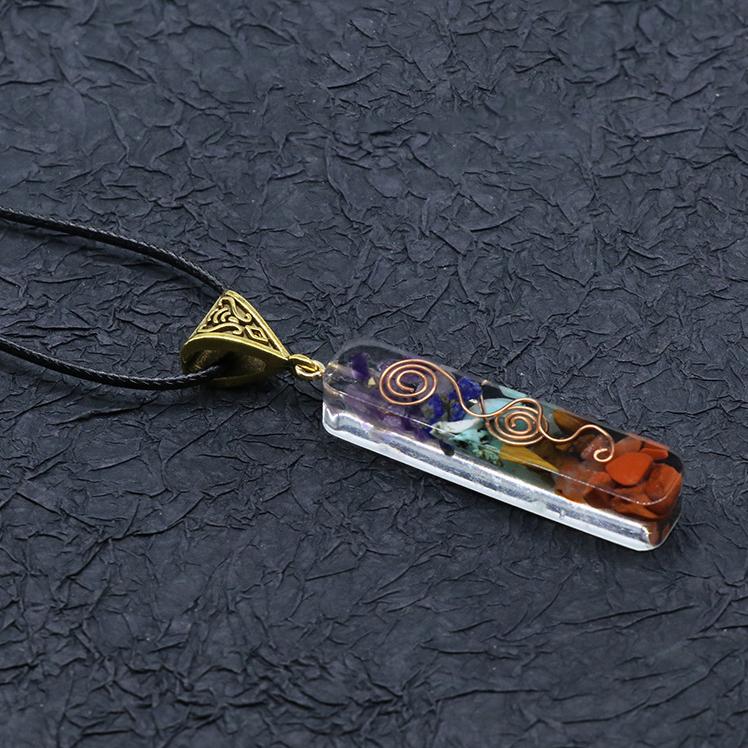 Colorful gravel necklace Natural Stone Resin Pendants Chakra Healing Chip Crystal Agate Stone Charms for Jewelry Making Necklace