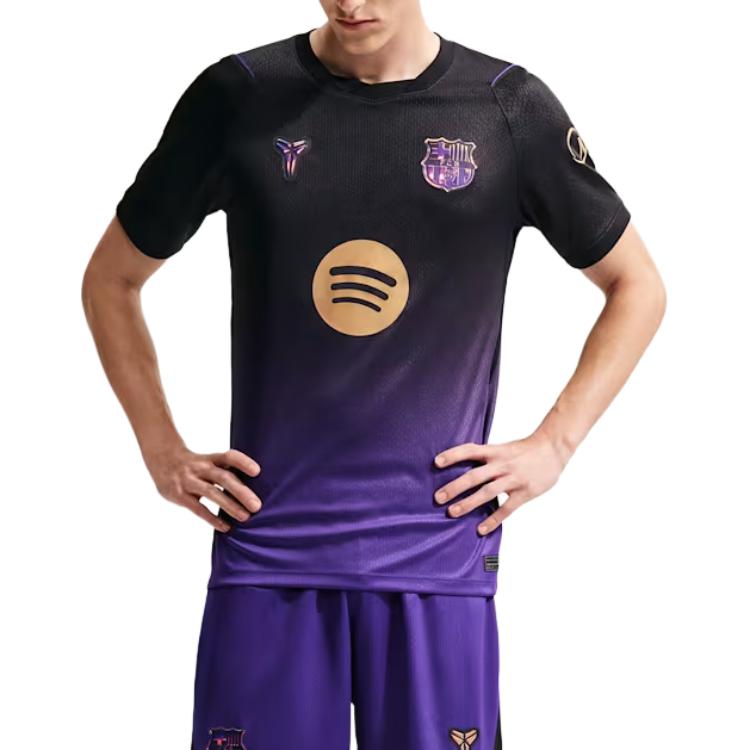 Nike × Barcelona Football Club Kobe