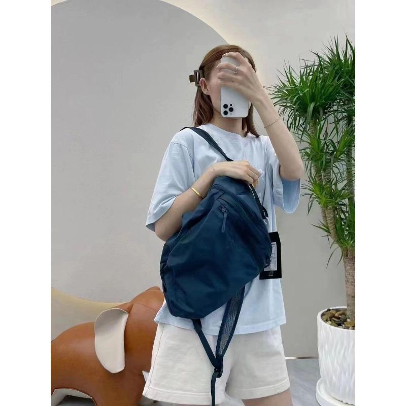 Lightweight Outdoor Sports Canvas Women's Backpacks for Cycling, Hiking, Waterproof Travel, Men's and Women's Large-capacity Backpacks